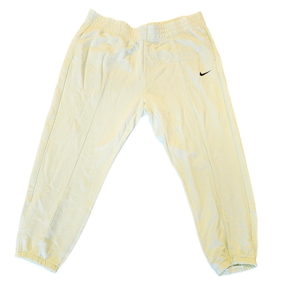 Nike Womens Essential Washed Lime Sportswear Collection Fleece Jogger Sweatpant - Picture 2 of 5